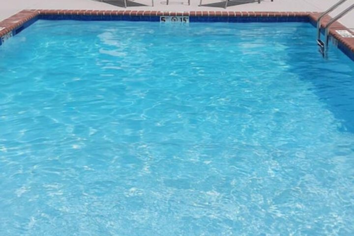Pool 5 of 39