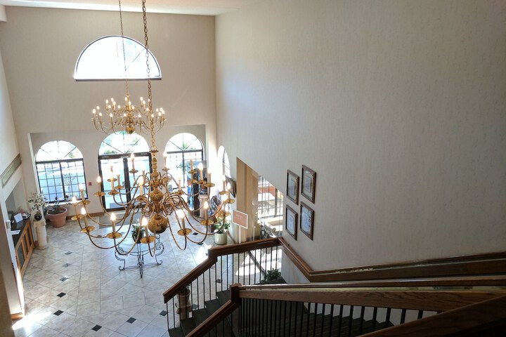 South Shore Inn