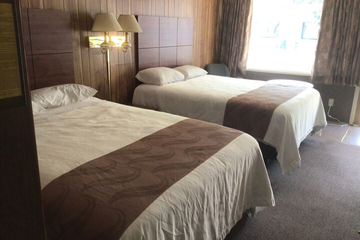 Room 17 of 23