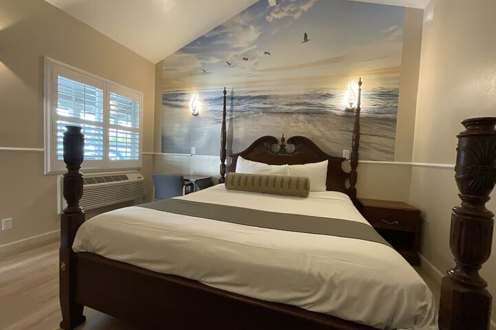 Room 22 of 36