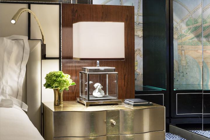 The Carlyle a Rosewood Hotel