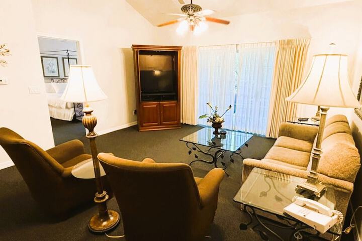 French Quarter Resort