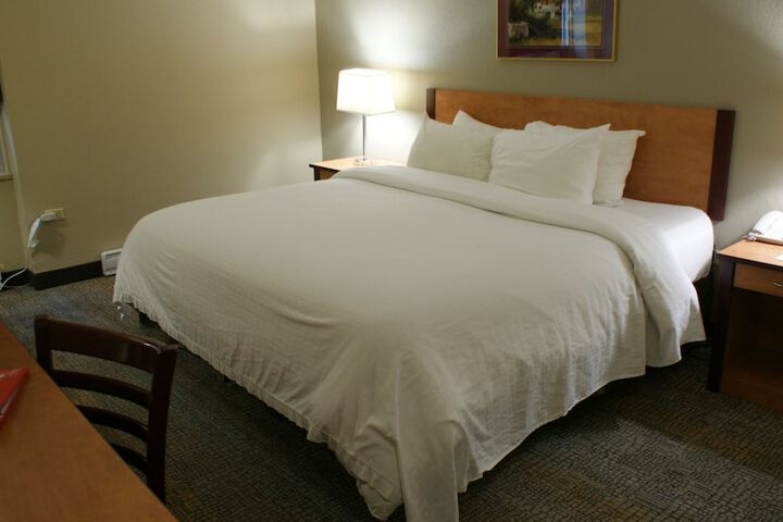 Room 15 of 71