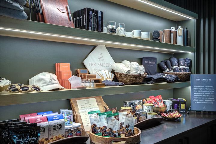 Gift Shop 114 of 120