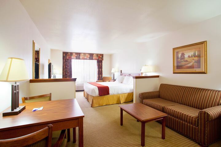 Room 19 of 28