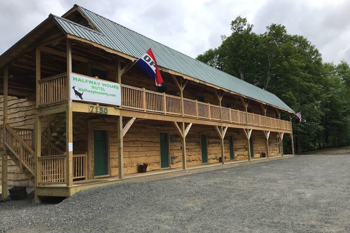 The Halfway House Motel
