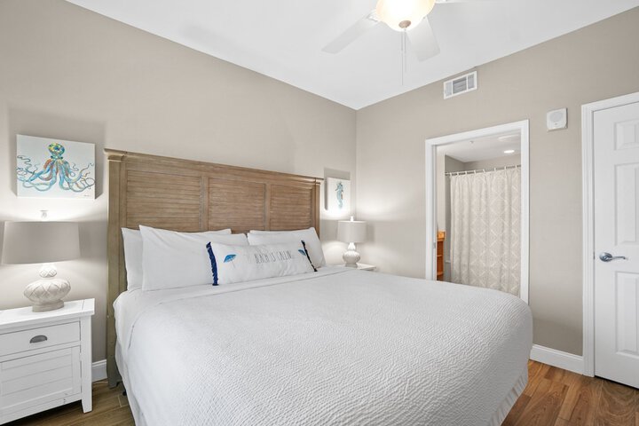 Room 302 of 954