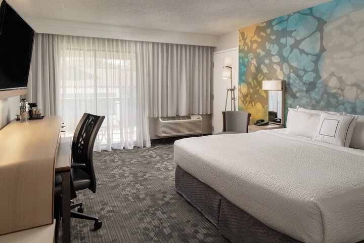 Courtyard by Marriott Lake Buena Vista at Vista Centre