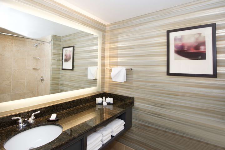 Embassy Suites by Hilton Walnut Creek