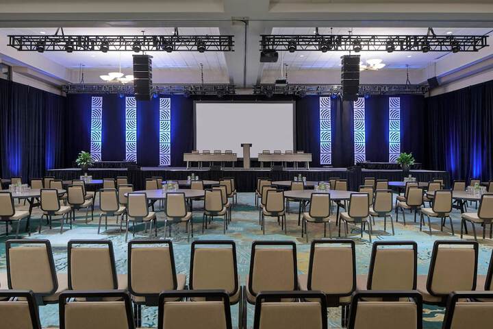 Renaissance Shoals Resort & Spa