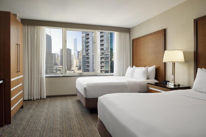 Embassy Suites by Hilton Chicago Downtown Magnificent Mile