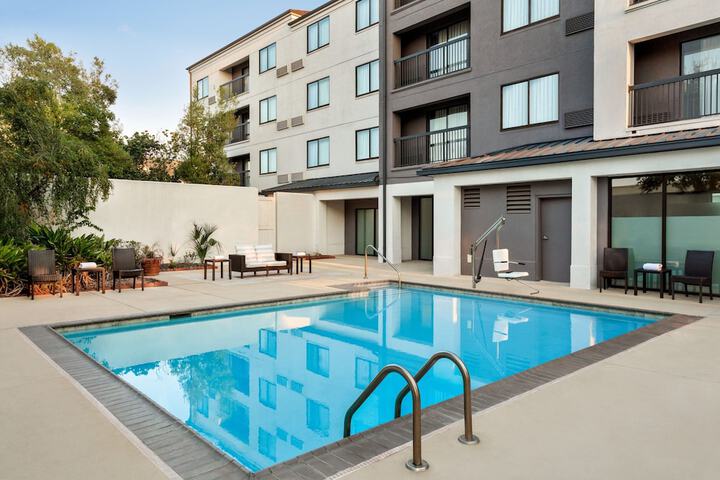 Courtyard Houston Sugar Land / Stafford