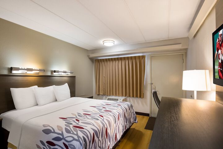 Room 17 of 32