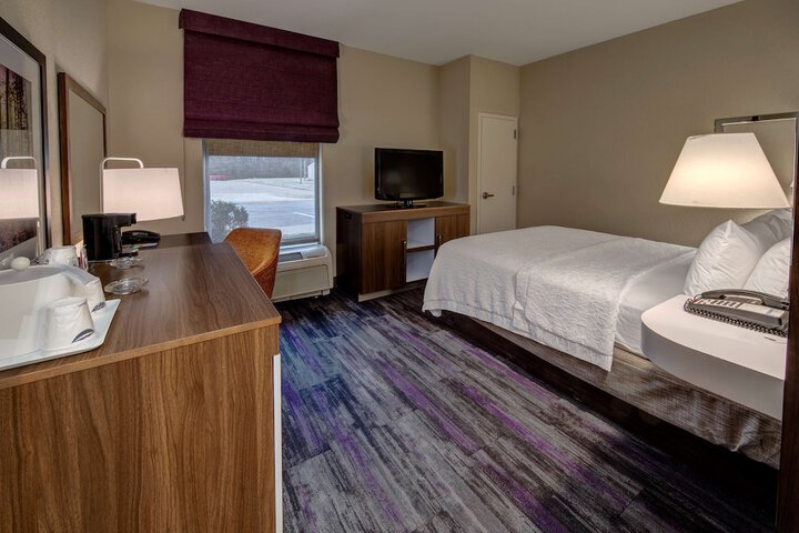 Room 11 of 20