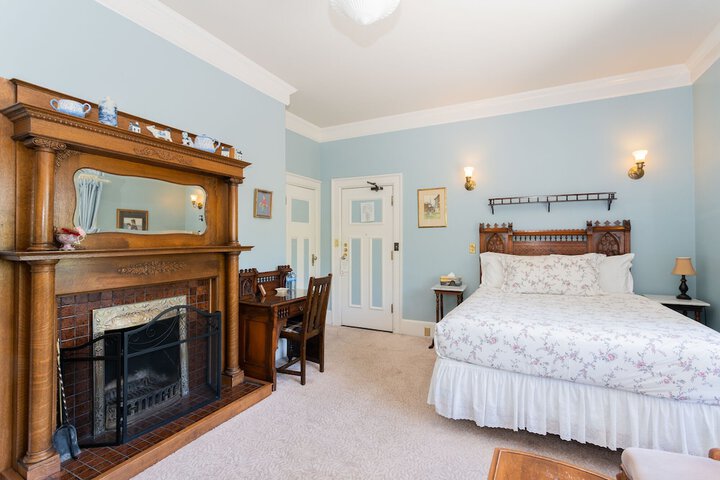 Room 20 of 63