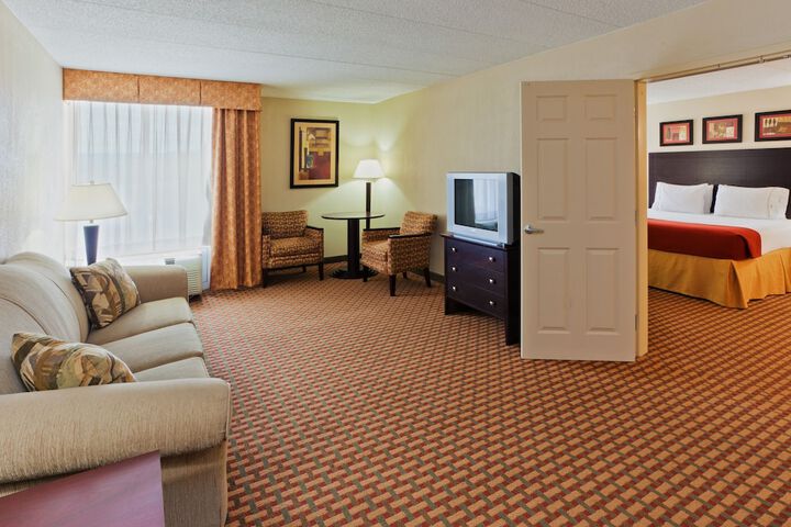 Room 8 of 21