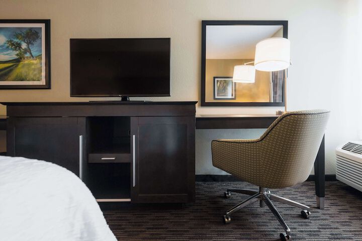 Room 14 of 20
