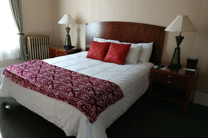 Hotel Wayne