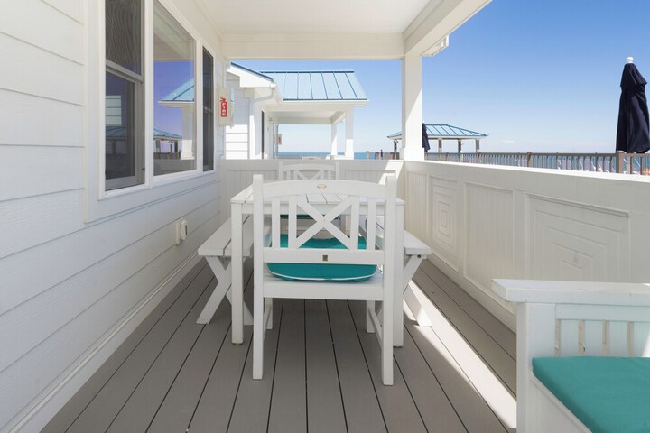The Montauk Soundview