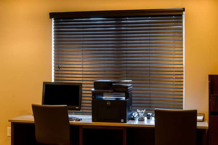 Business Center 35 of 36