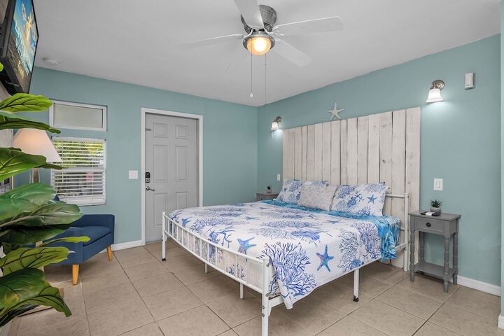 Latitude 26 Waterfront Boutique Resort - Bonita Springs