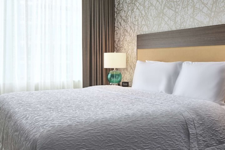 Room 16 of 47