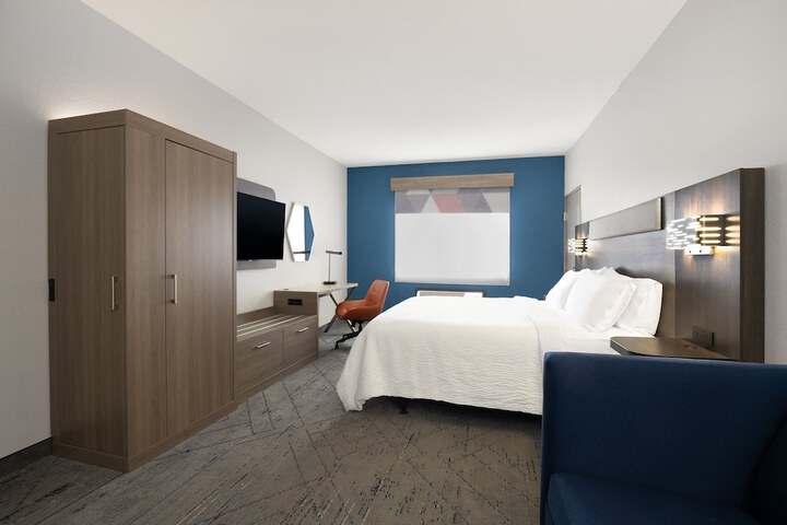 Room 21 of 49