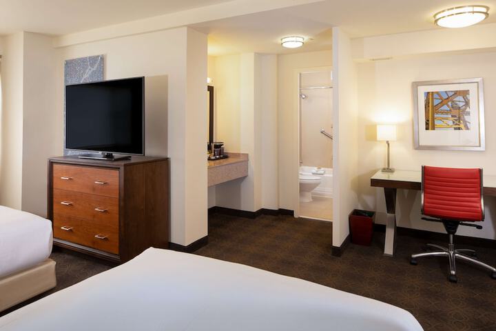 Room 46 of 84