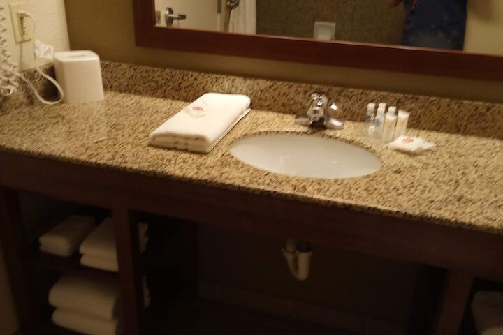 Room 15 of 27
