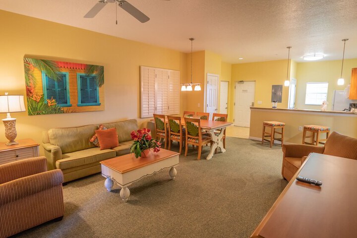 Barefoot Suites