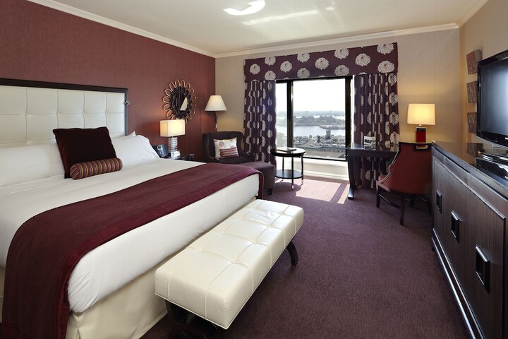 Room 35 of 189