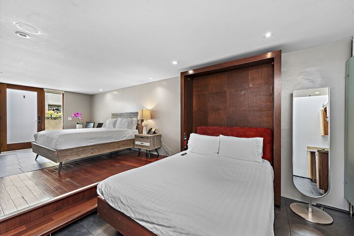 14 West Hotel
