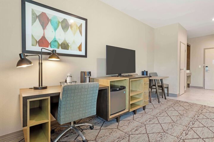 Room 25 of 45