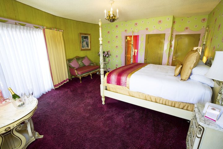 Room 381 of 461