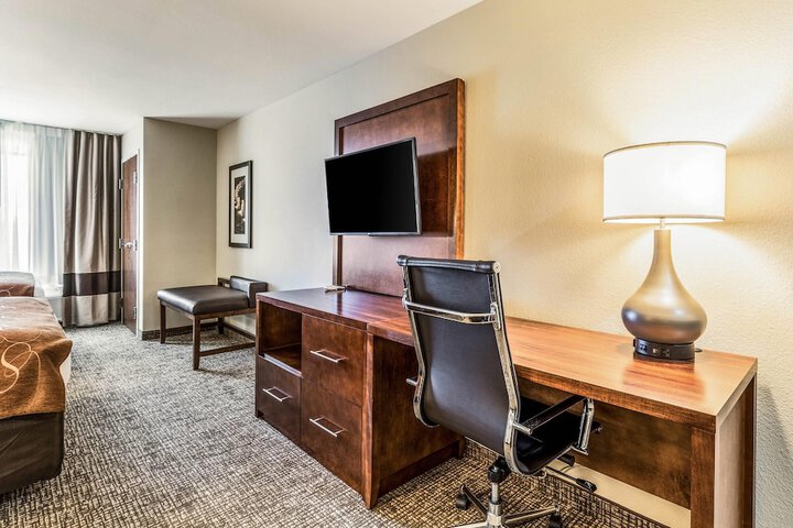 Comfort Suites Channelview - Houston East