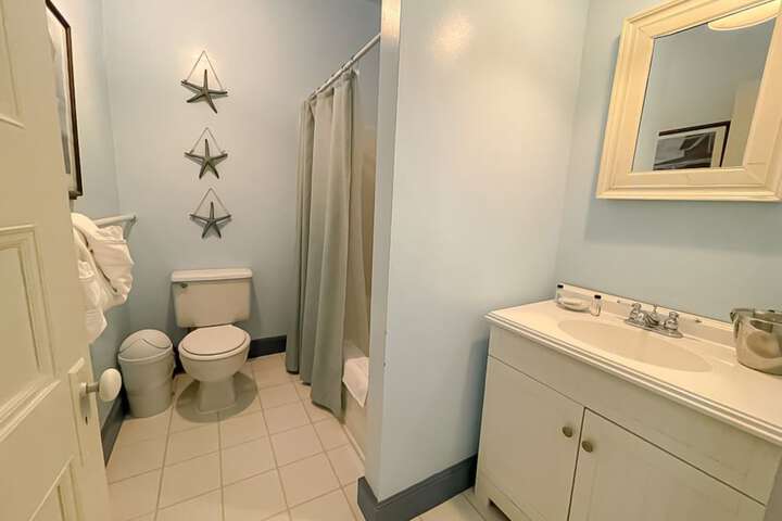 Room 15 of 35