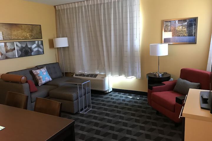 Room 36 of 69
