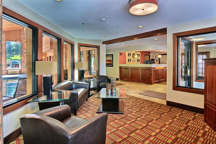 Hotel Interior 18 of 35