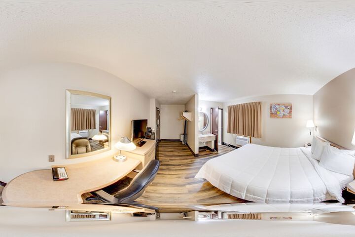 Room 12 of 44