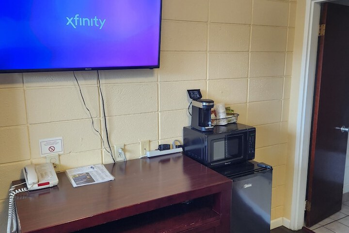 Room 14 of 20