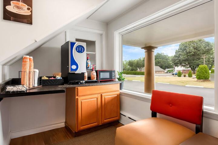 Econo Lodge Palmyra - Hershey