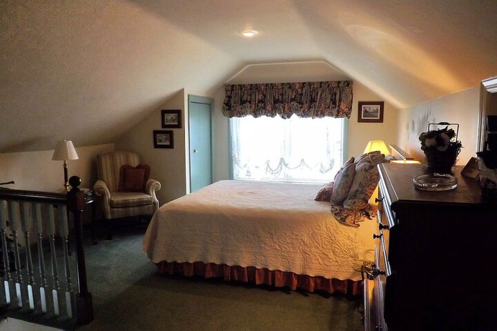 Room 33 of 58