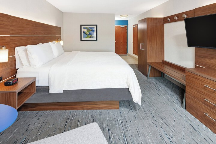 Holiday Inn Express Hotel & Suites Urbana-Champaign by IHG