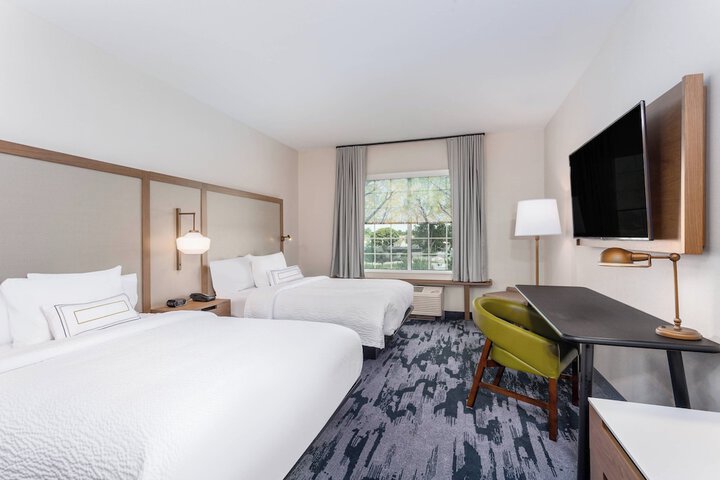 Room 22 of 35