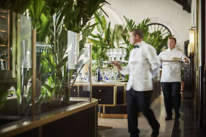 Dining 62 of 92