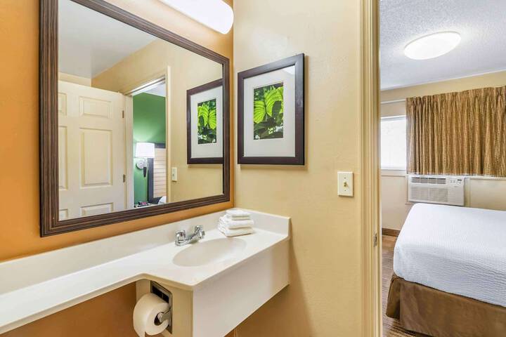 Room 19 of 25