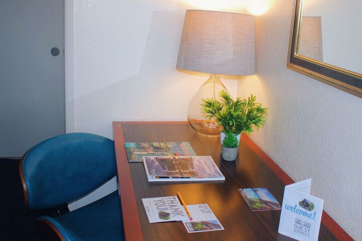 Surf & Sand Inn