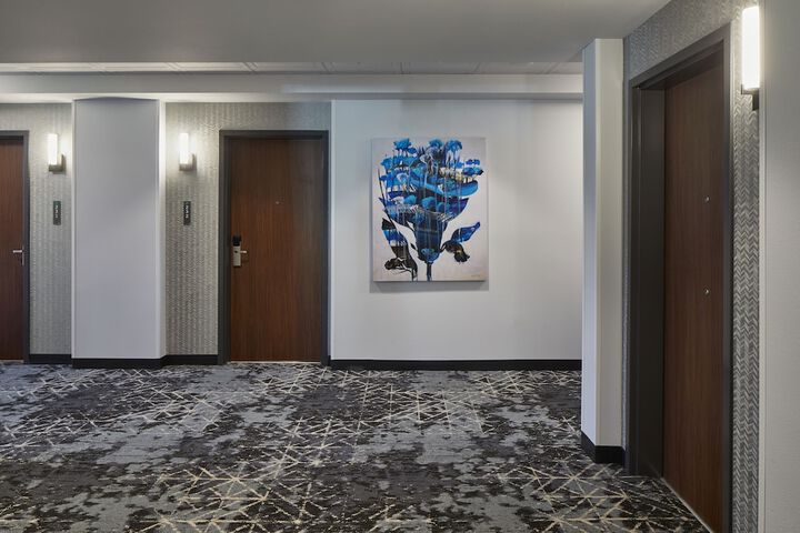 Ballroom/Hall 83 of 86