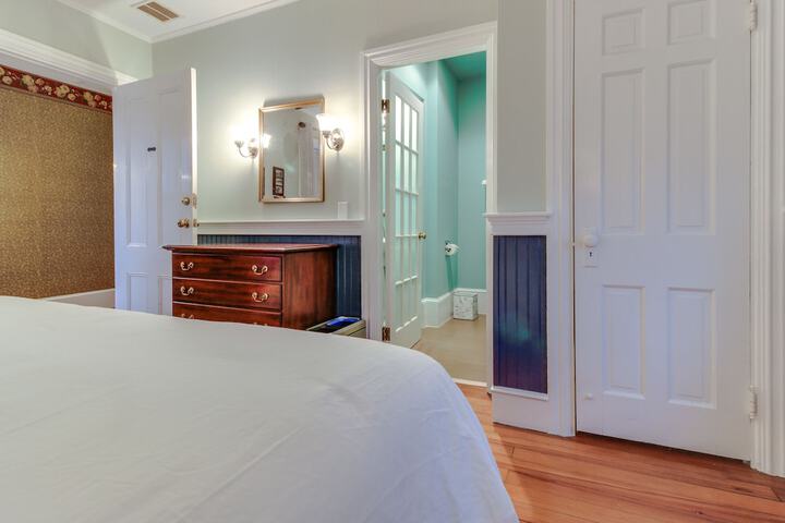 Room 41 of 55