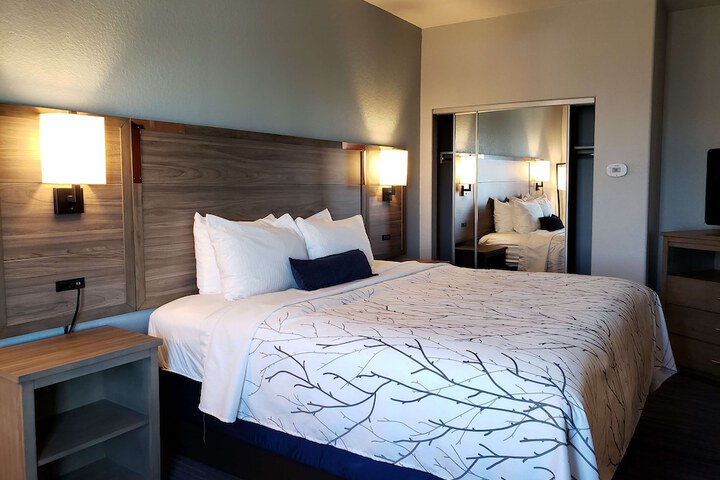 Room 19 of 31